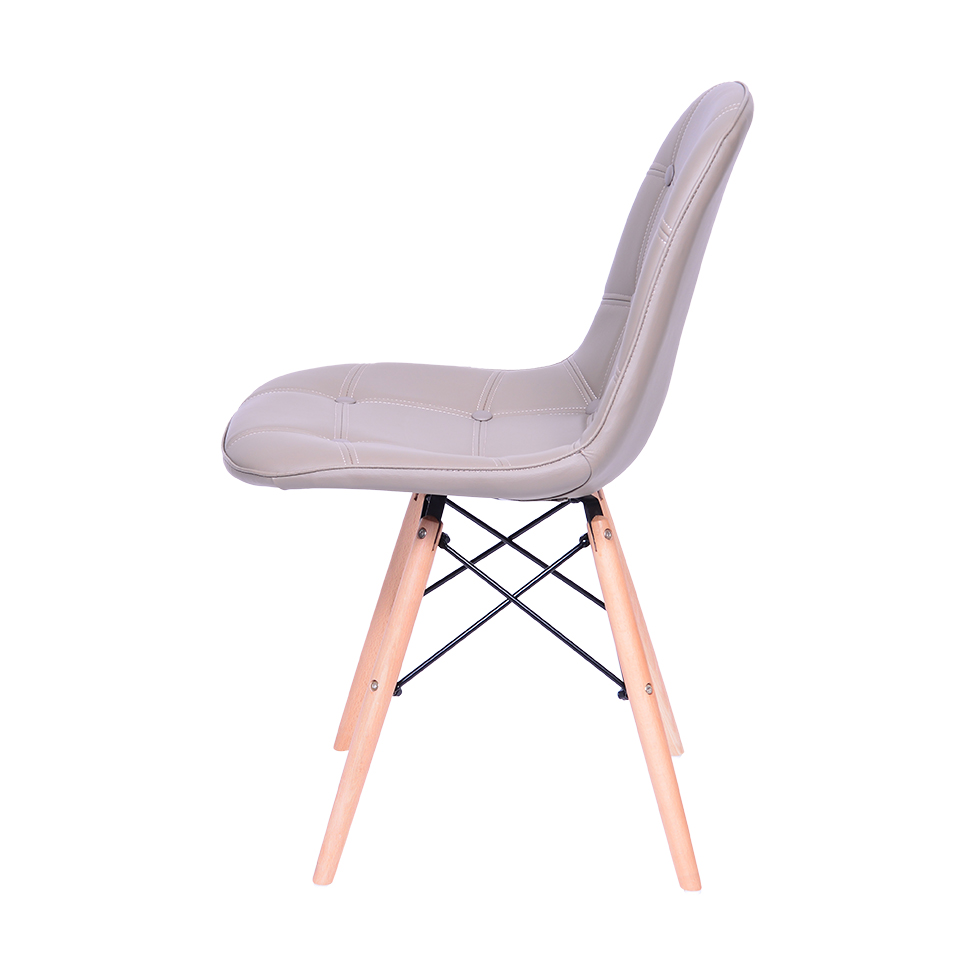 Cadeira Eames Eiffel III Fendi