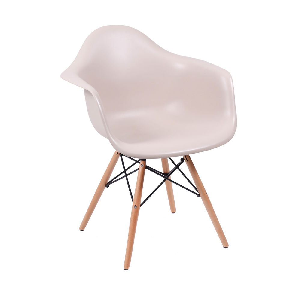 Cadeira Eames Eiffel com Braço Fendi Base Madeira