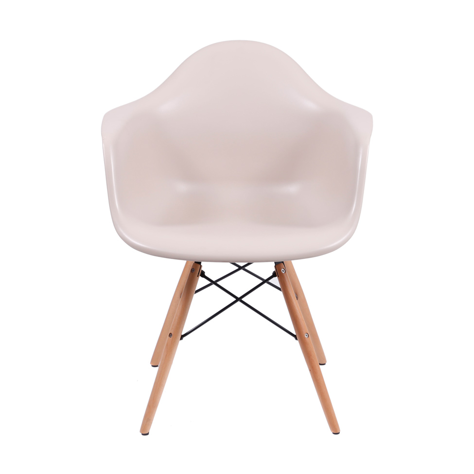 Cadeira Eames Eiffel com Braço Fendi Base Madeira