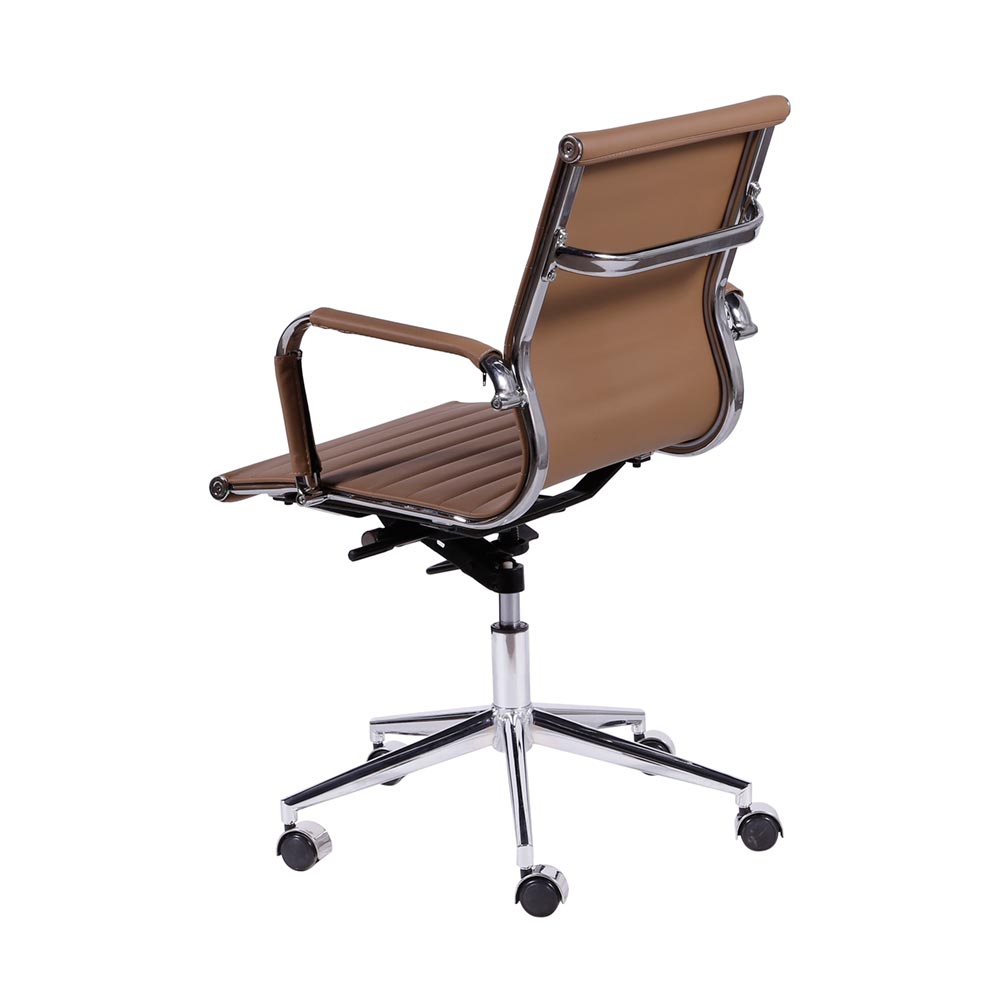 Cadeira de Escritório Eames Esteirinha Baixa - PU Caramelo