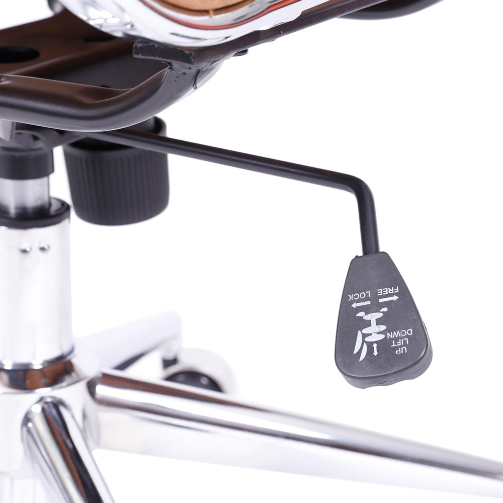 Cadeira de Escritório Eames Esteirinha Baixa - PU Caramelo Retrô