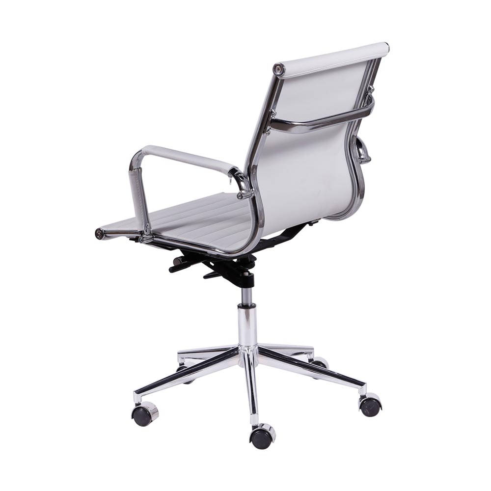 Cadeira de Escritorio Eames Esteirinha Baixa - PU Branca