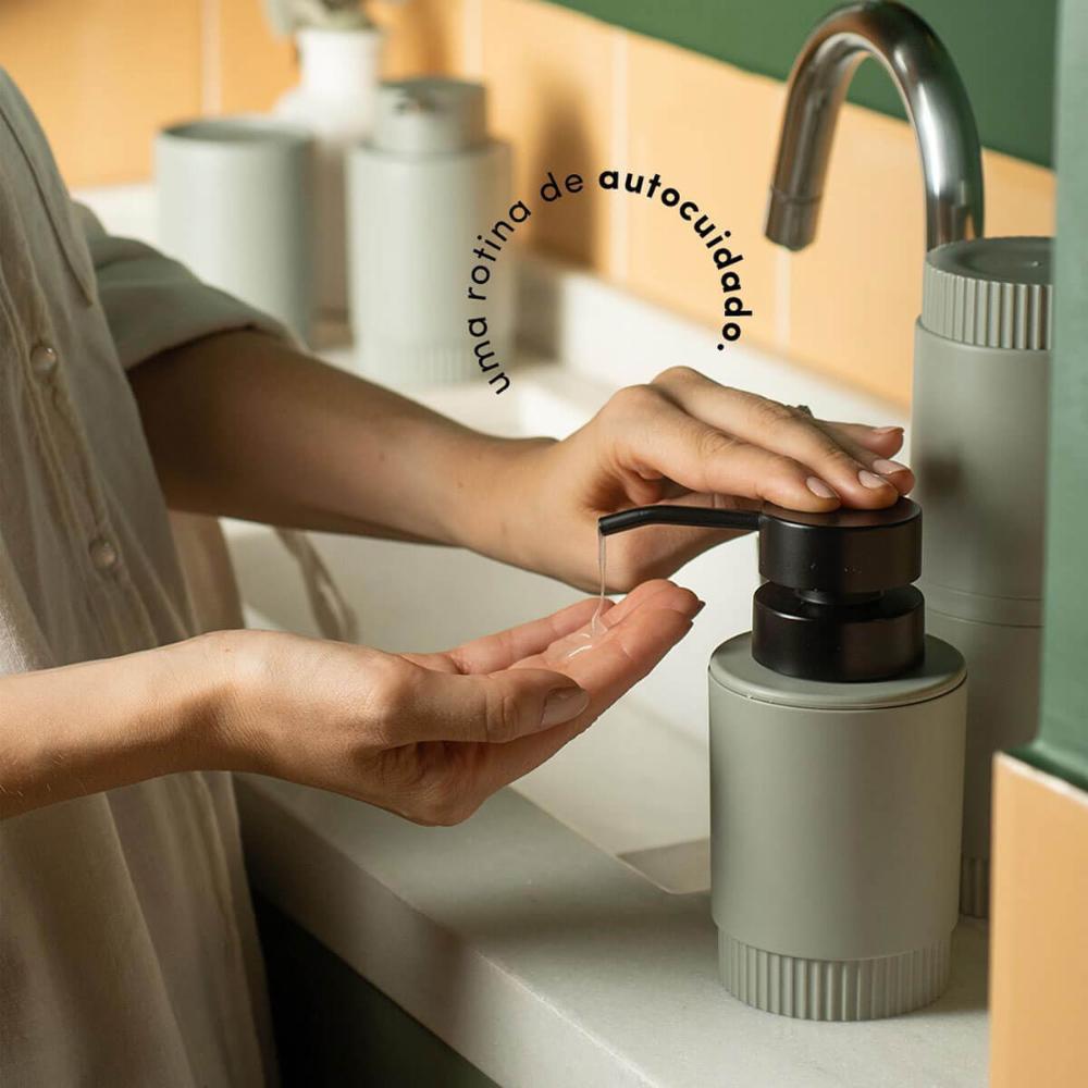 Dispenser Sabonete Líquido Dórica Ou com Válvula Dosadora 300ml Verde Sálvia