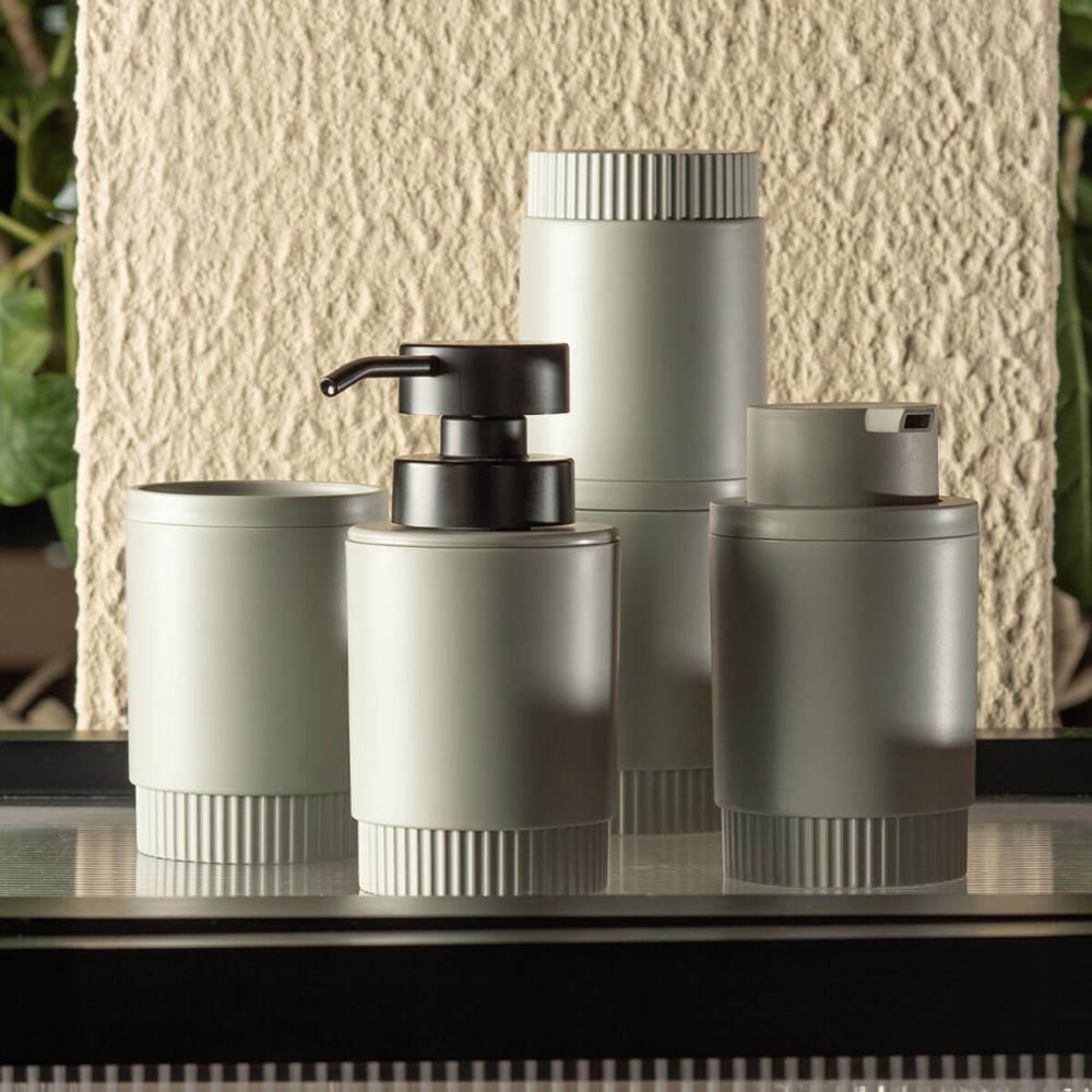 Dispenser Sabonete Líquido Dórica Ou com Válvula Dosadora 300ml Verde Sálvia