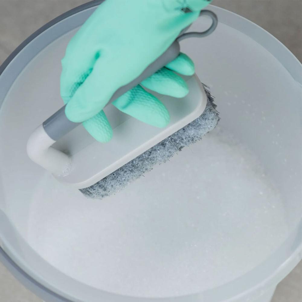Escova para Lavar Piso Roupa Calçado Flow Bege Ou Escovão Cerdas Resistentes Anatômico