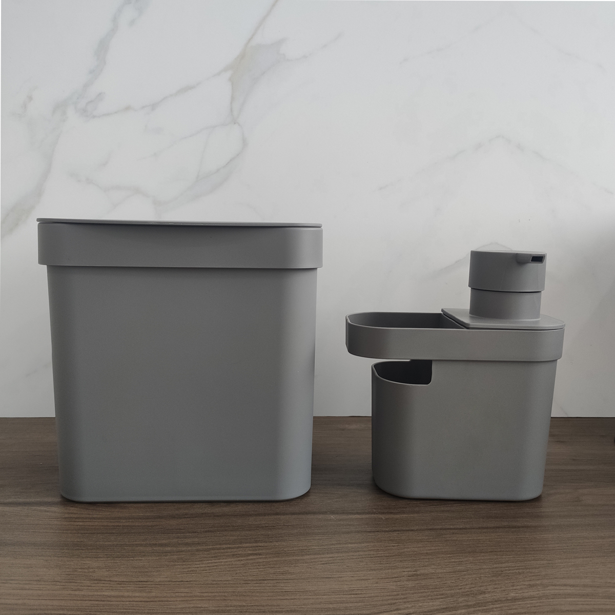 Lixeira Para Pia De Cozinha 4,7L E Dispenser Porta Detergente E Organizador 650ml Chumbo OU