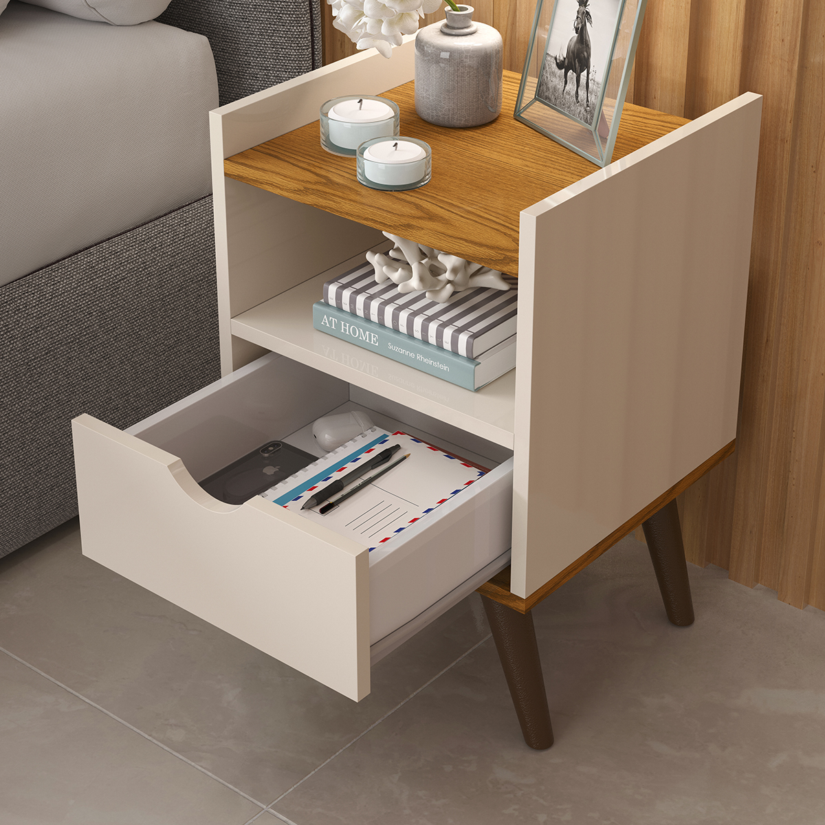 Mesa De Cabeceira Estilo Retrô Alice Para Quarto Off Freijo Prado Moveis