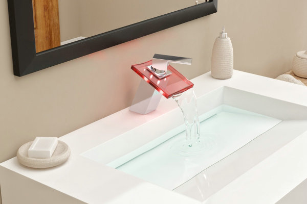 Torneira Cascata Com Misturador Monocomando Loomix P-007 Com Led