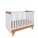 Quarto Infantil Decorado Retrô Branco e Carvalho