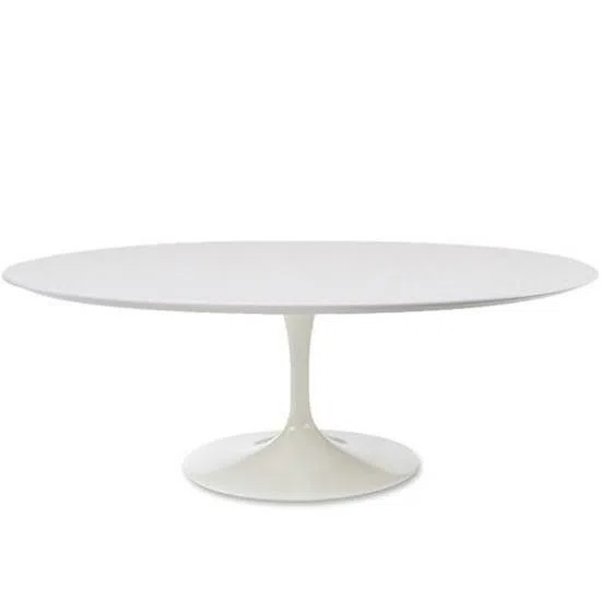 Mesa de Jantar Saarinen Oval 160x90 cm Laqueada