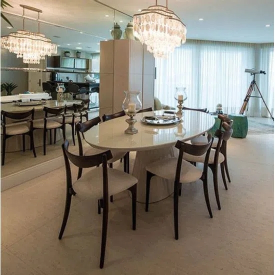 Mesa de Jantar Tulipa Saarinen Oval 244x137 cm Laqueada