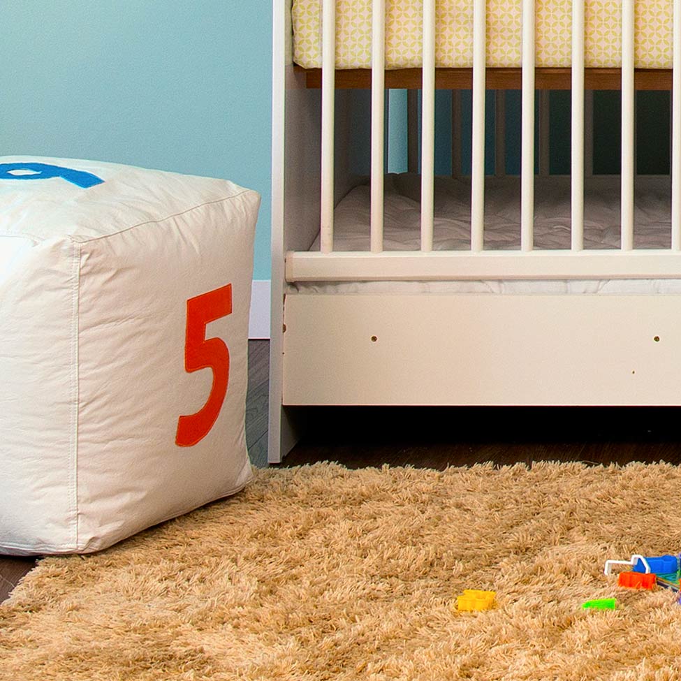 Puff Infantil Dado I Branco e Colorido