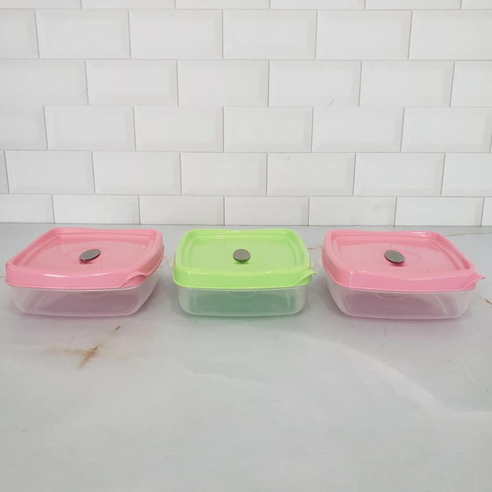 Conjunte 3 Potes de Plástico 600ml Plasvale Vasilhas com Tampa Quadrado Colorido