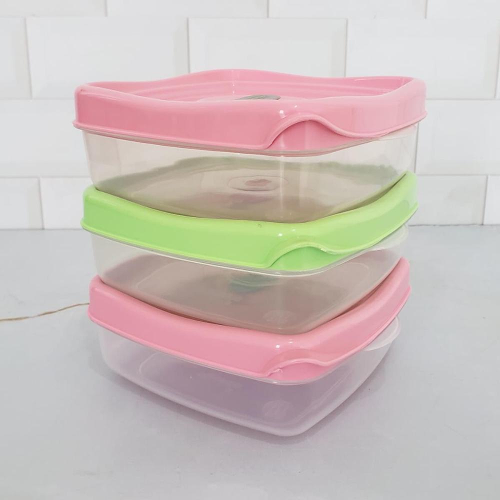 Conjunte 3 Potes de Plástico 600ml Plasvale Vasilhas com Tampa Quadrado Colorido