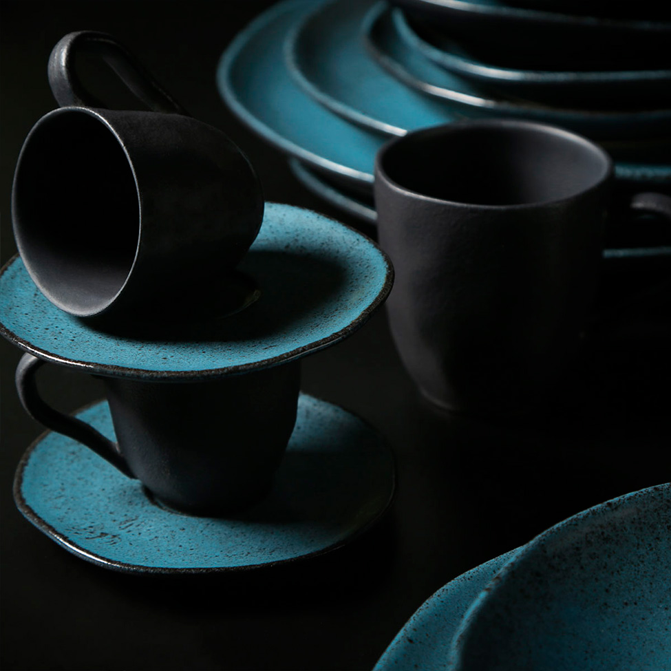 Xícara de Café Petroleum Azul e Preta