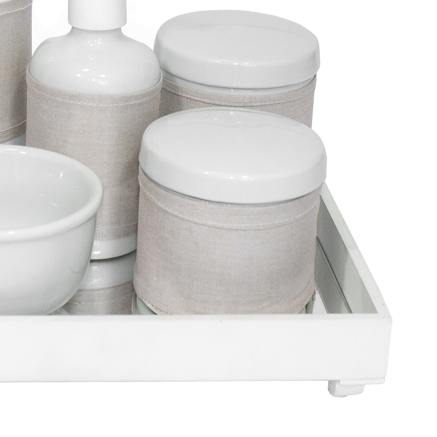 Kit Higiene Espelho Completo Porcelanas, Garrafa Pequena e Capa Branco Quarto Bebê Unissex