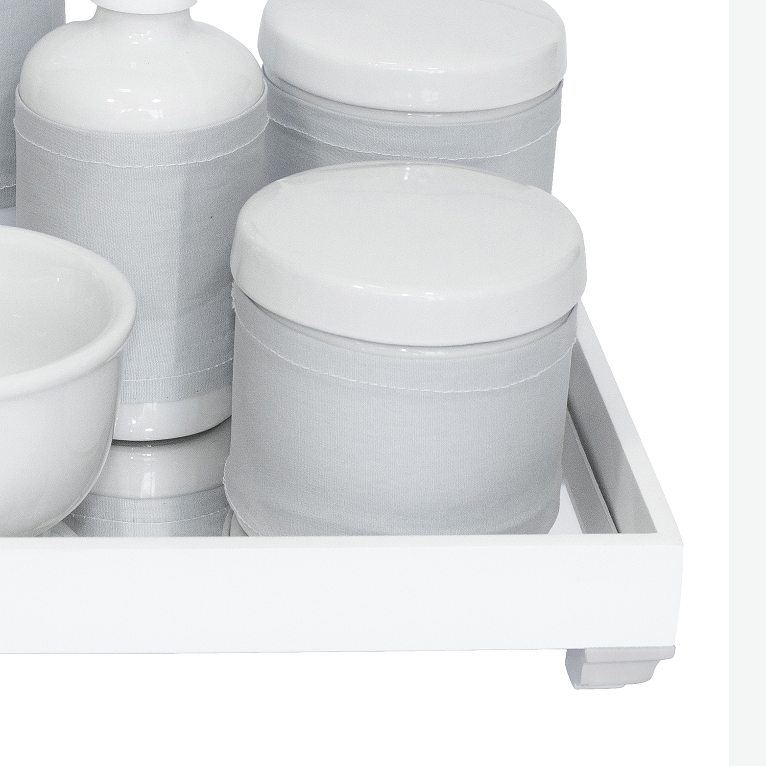 Kit Higiene Espelho Completo Porcelanas, Garrafa Pequena e Capa Prata Quarto Bebê Unissex