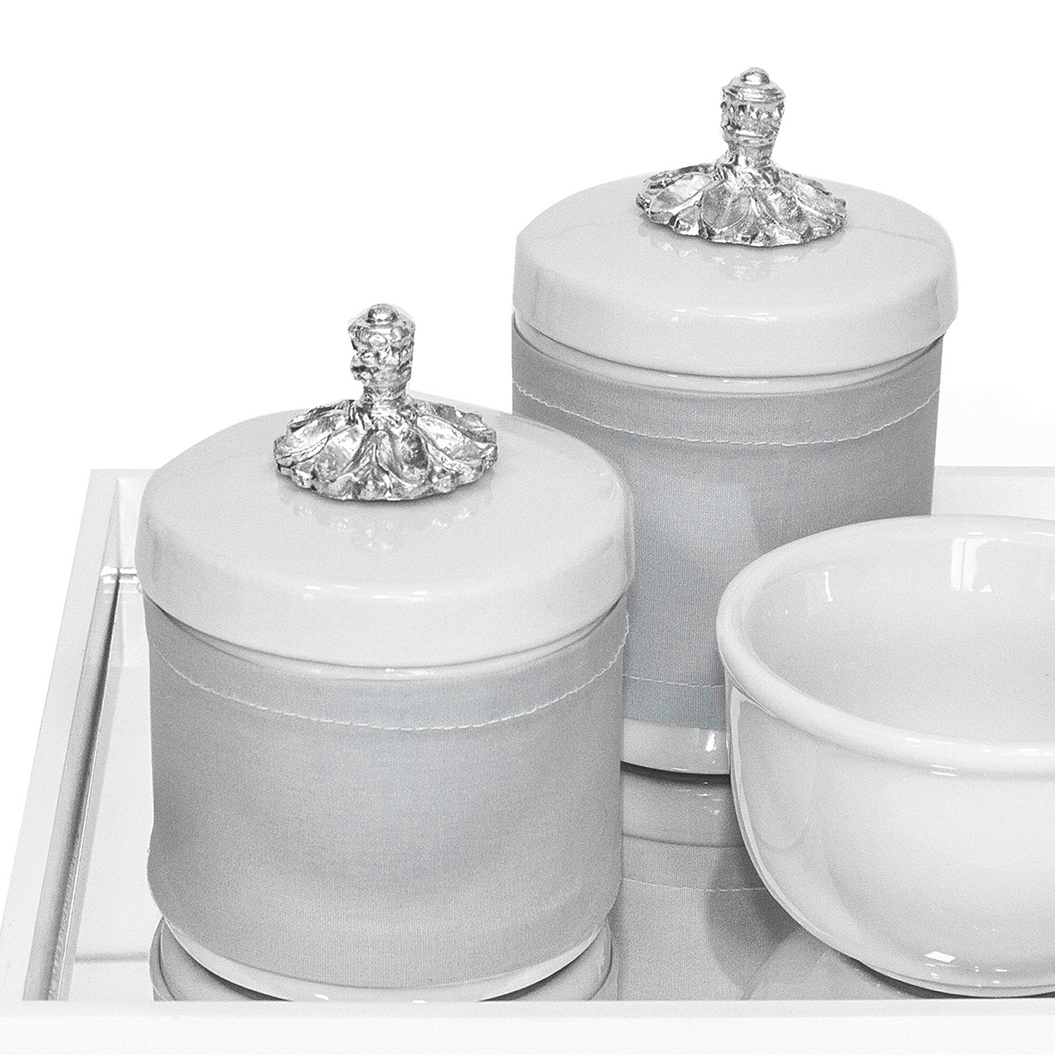 Kit Higiene Espelho Potes, Molhadeira e Capa Provençal Prata Quarto Bebê Unissex