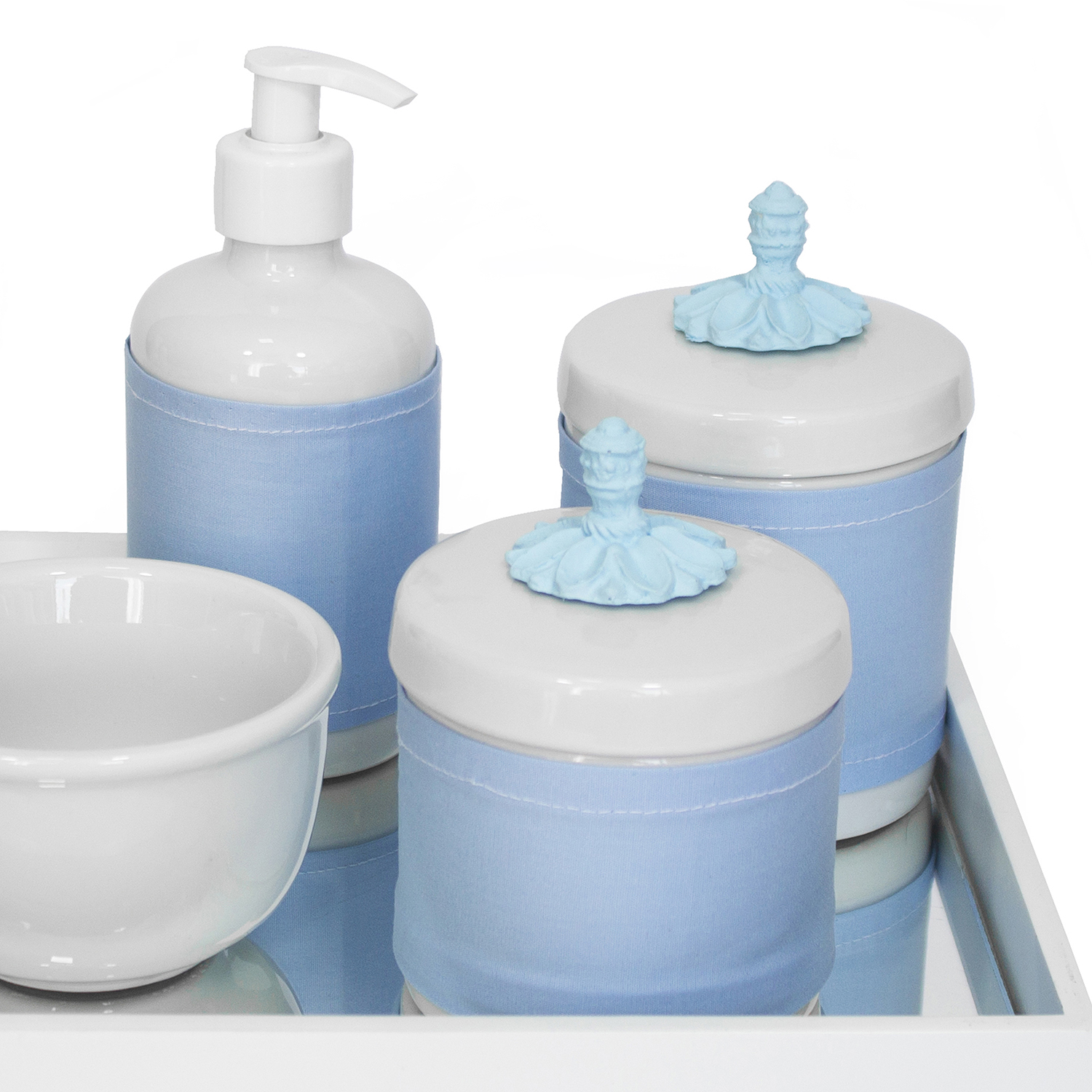 Kit Higiene Espelho Potes, Molhadeira, Porta Álcool-Gel e Capa Provençal Azul Quarto Bebê Menino