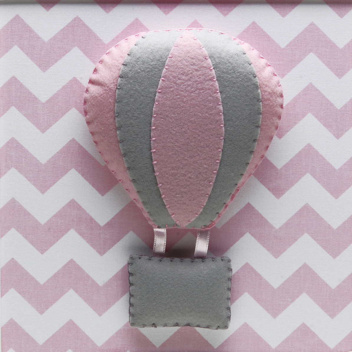 Quadro Decorativo Balão Chevron Rosa Quarto Bebê Infantil Menina