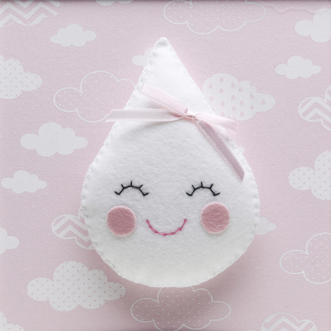 Quadro Decorativo Gota Com Carinha Rosa Quarto Bebê Infantil Menina