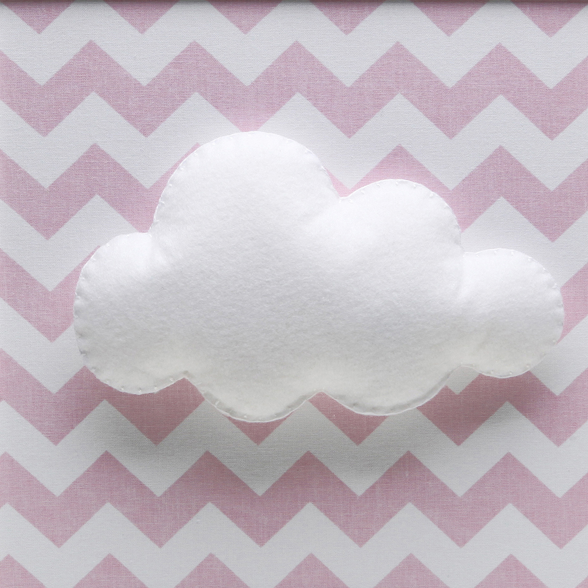 Quadro Decorativo Nuvem Chevron Rosa Quarto Bebê Infantil Menina