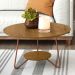 Conjunto Mesa Centro e Apoio Liz com Pés de Ferro Freijo - RPM Móveis