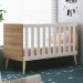 Berço Americano Theo Pés Madeira Natural Branco Fosco/Mezzo com Colchão D18 - Reller Móveis