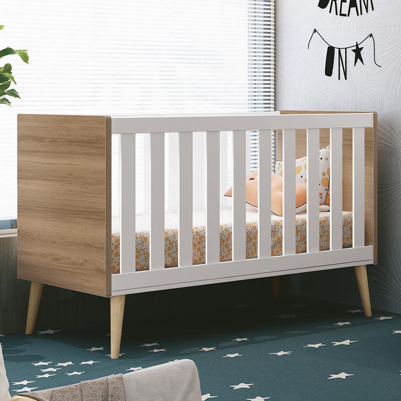 Berço Americano Theo Pés Madeira Natural Branco Fosco/Mezzo com Colchão D18 - Reller Móveis