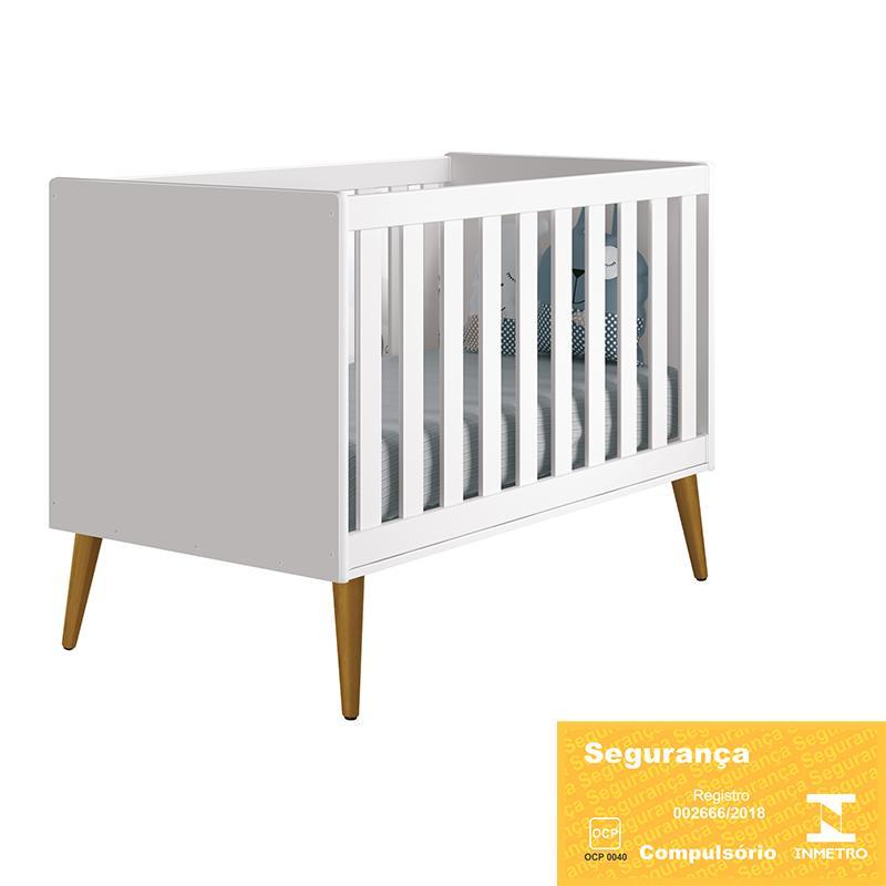 Dormitório Completo Infantil Theo 2 Portas, Cômoda 6 Gavetas, Berço Branco Fosco com Pés Amadeirado e Colchão D18 - Reller Móveis