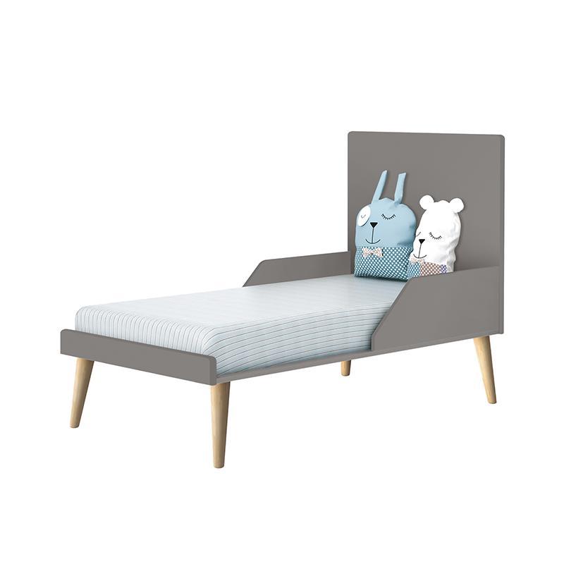 Dormitório Theo Retrô 3 Portas, Cômoda 1 Porta, Berço, Mesa de Apoio Cinza Fosco com Pés Madeira Natural e Colchão - Reller Móveis 