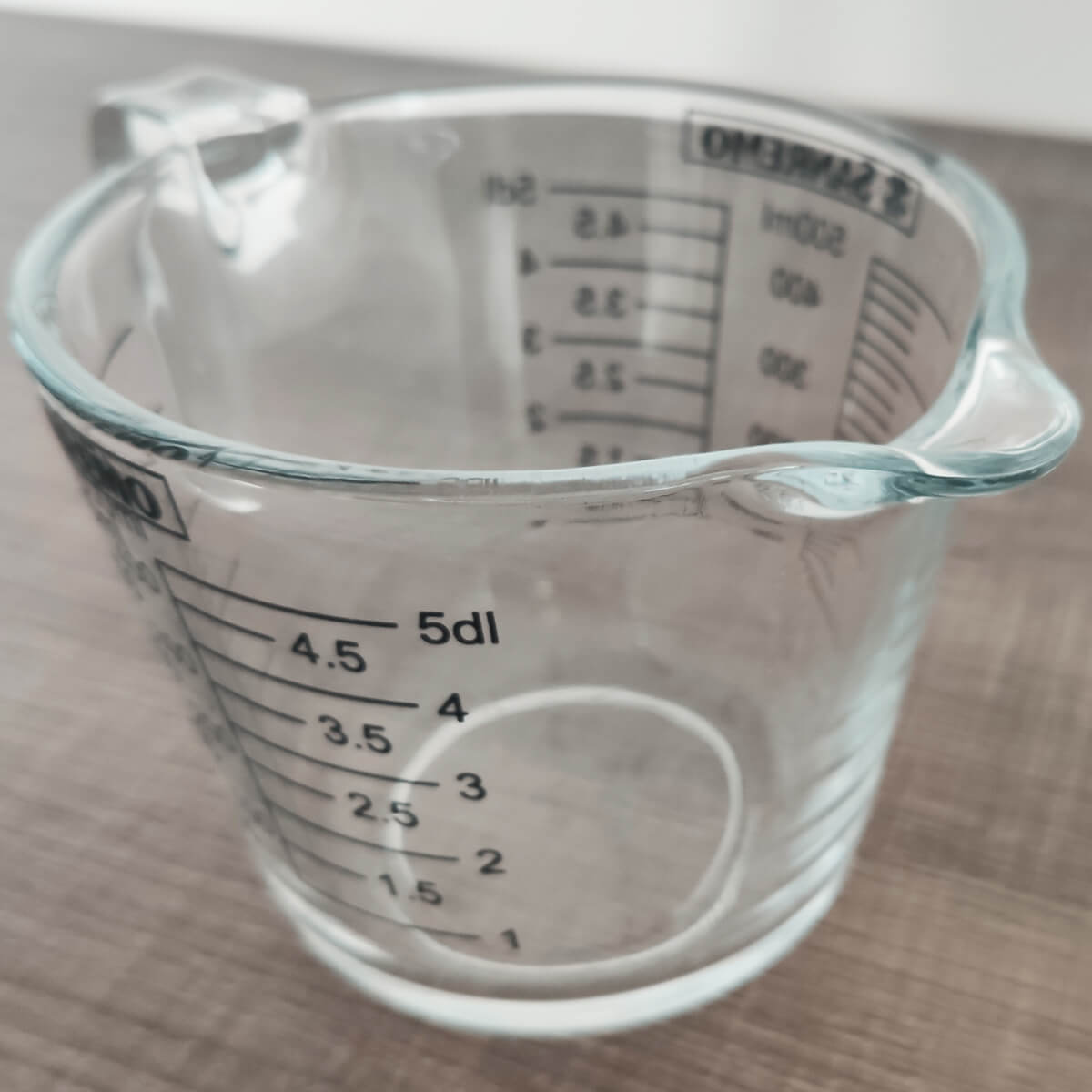 Jarra Medidor Vidro Graduada Copo Receitas Contador Com Bico 500ml Sanremo