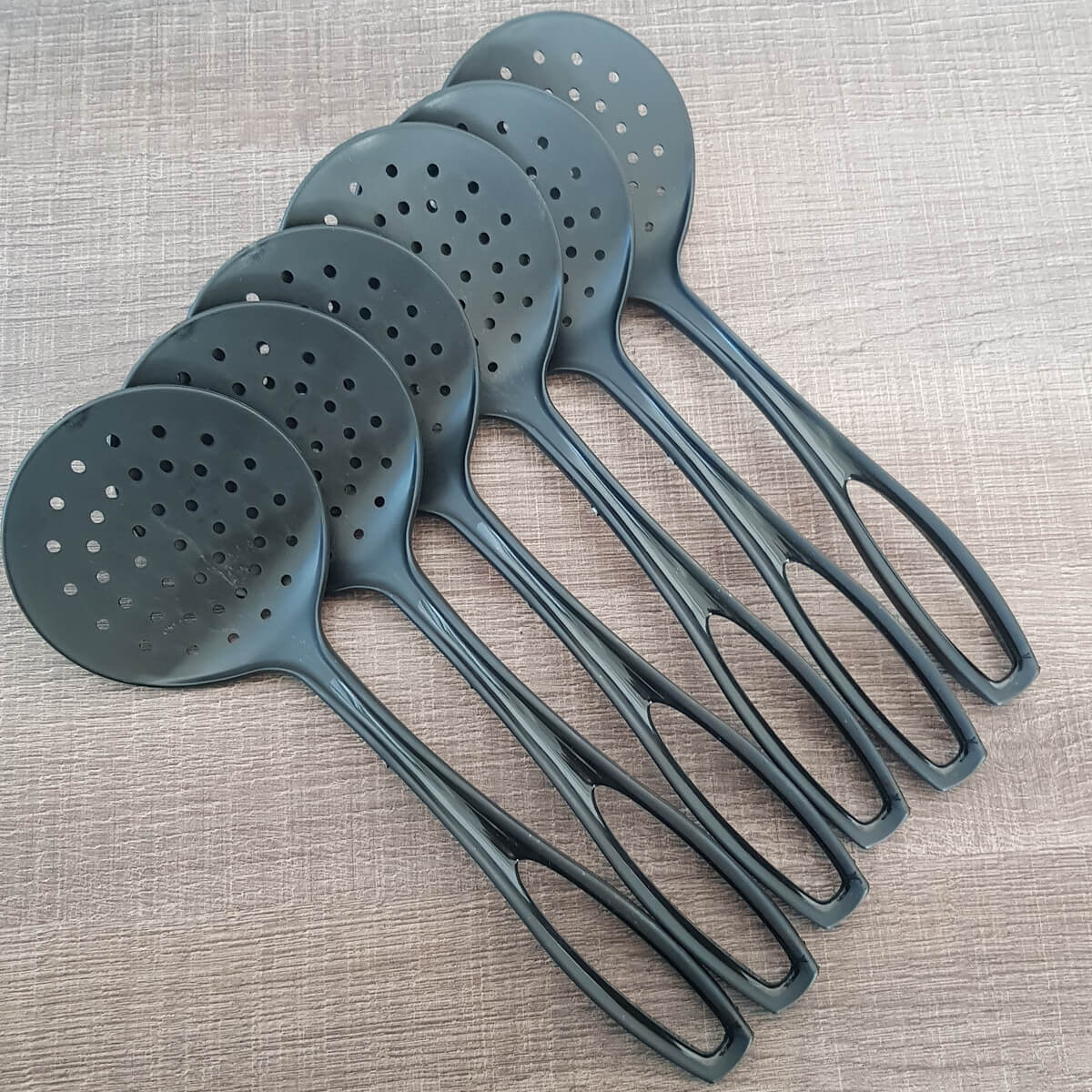 Kit Escumadeira Espumadeira para Cozinha Plástico Nylon 6 peças Preta Sanremo