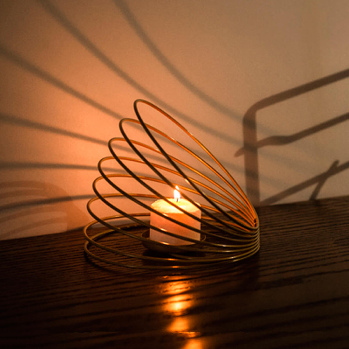 Lanterna Decorativa Mesa Porta Vela Aramado Castiçal Dourado