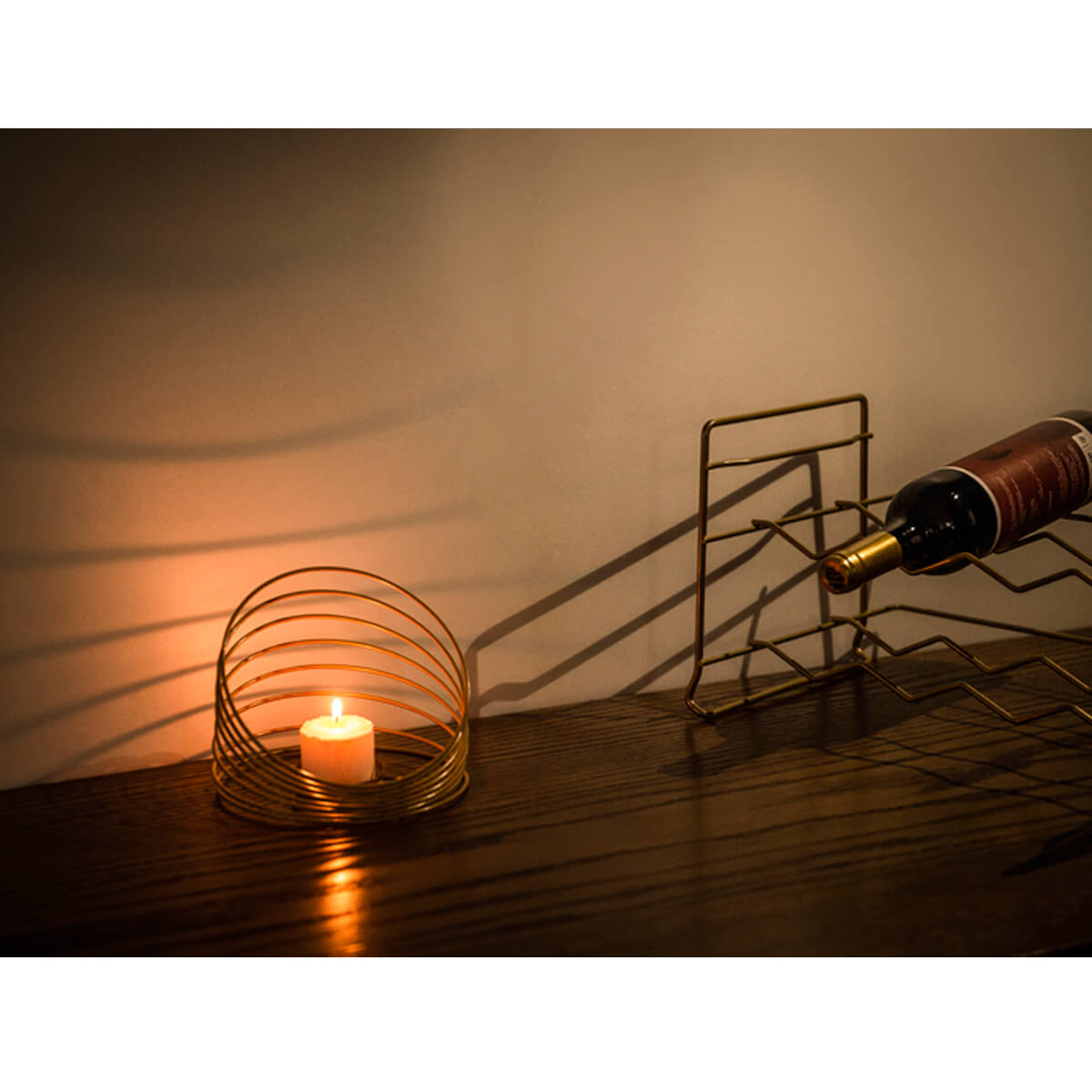 Lanterna Decorativa Mesa Porta Vela Aramado Castiçal Dourado