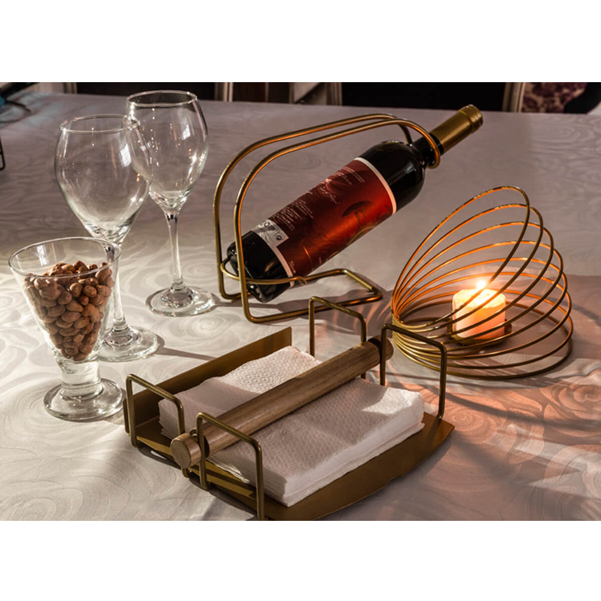 Lanterna Decorativa Mesa Porta Vela Aramado Castiçal Dourado