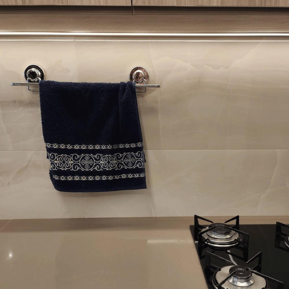 Barra para Pendurar Utensílios de Cozinha Com Ventosa 50cm Aço Cromado