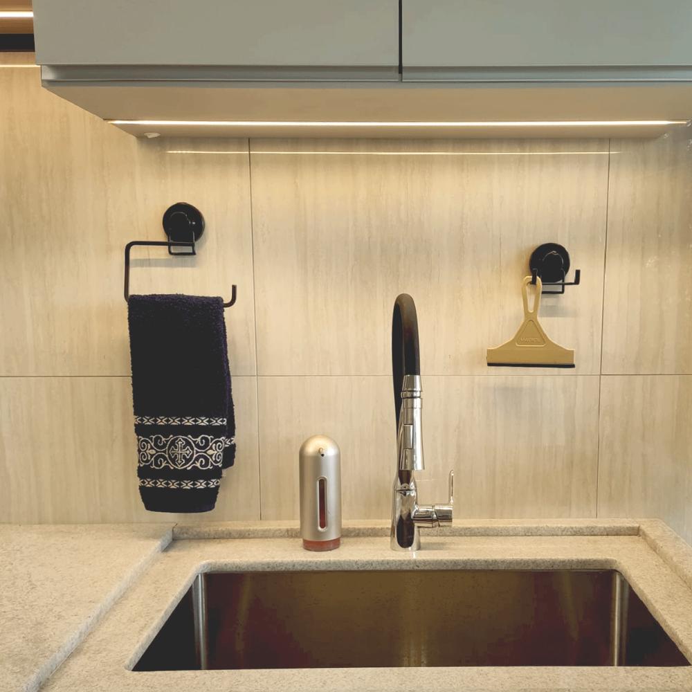 Toalheiro com Ventosa Preto Fosco Porta Toalha de Rosto para Banheiro Lavabo Faciliti