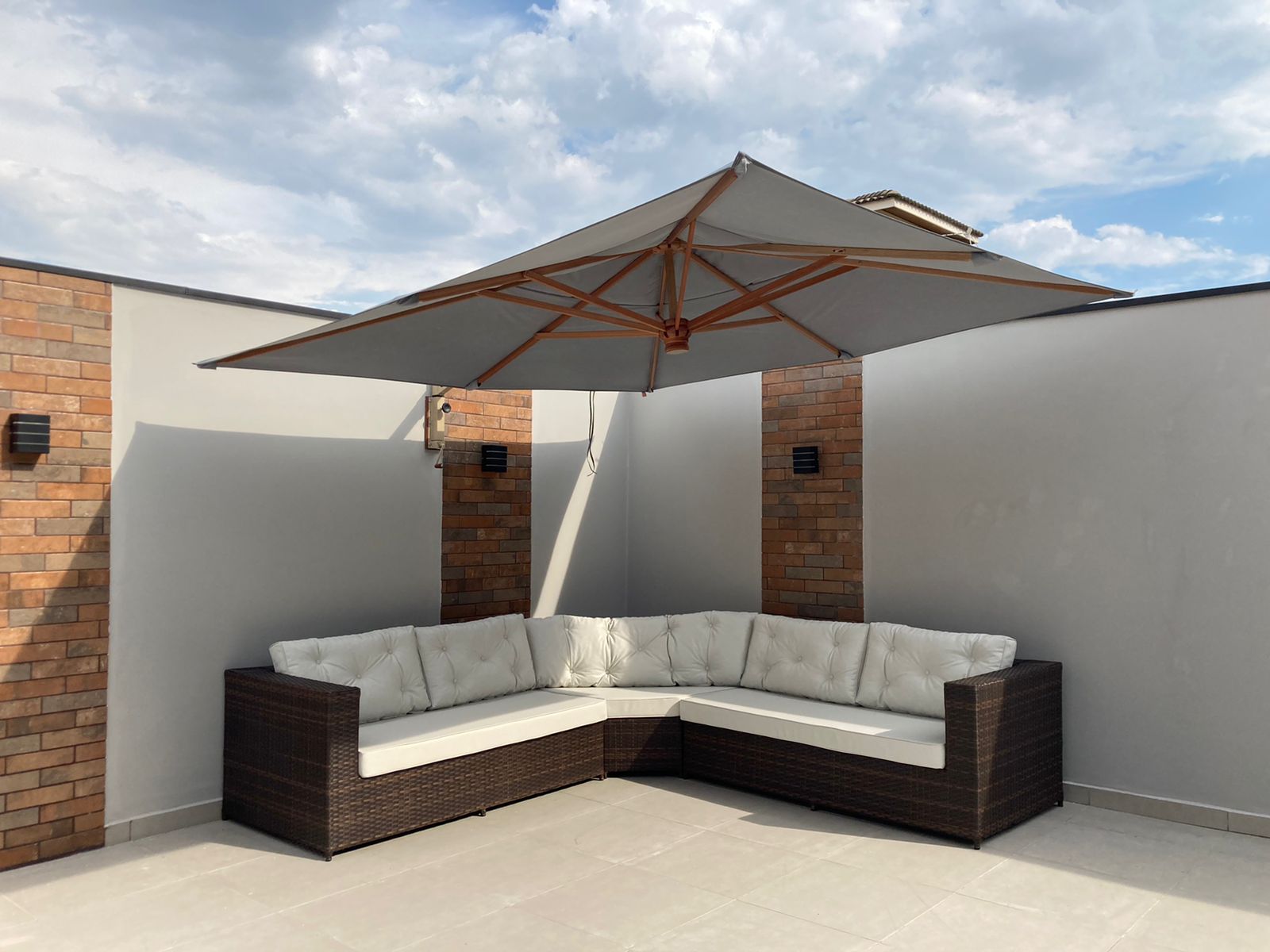 Ombrelone de Madeira Parede 3x3m Lateral Quadrado