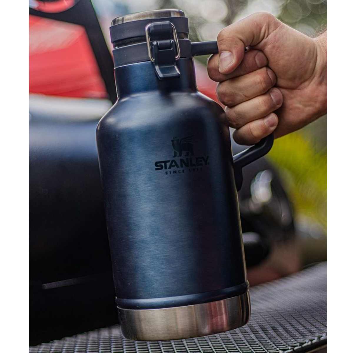 Garrafa Térmica Stanley 1,9L Garrafa Growler Cerveja Chopp Azul Nightfall