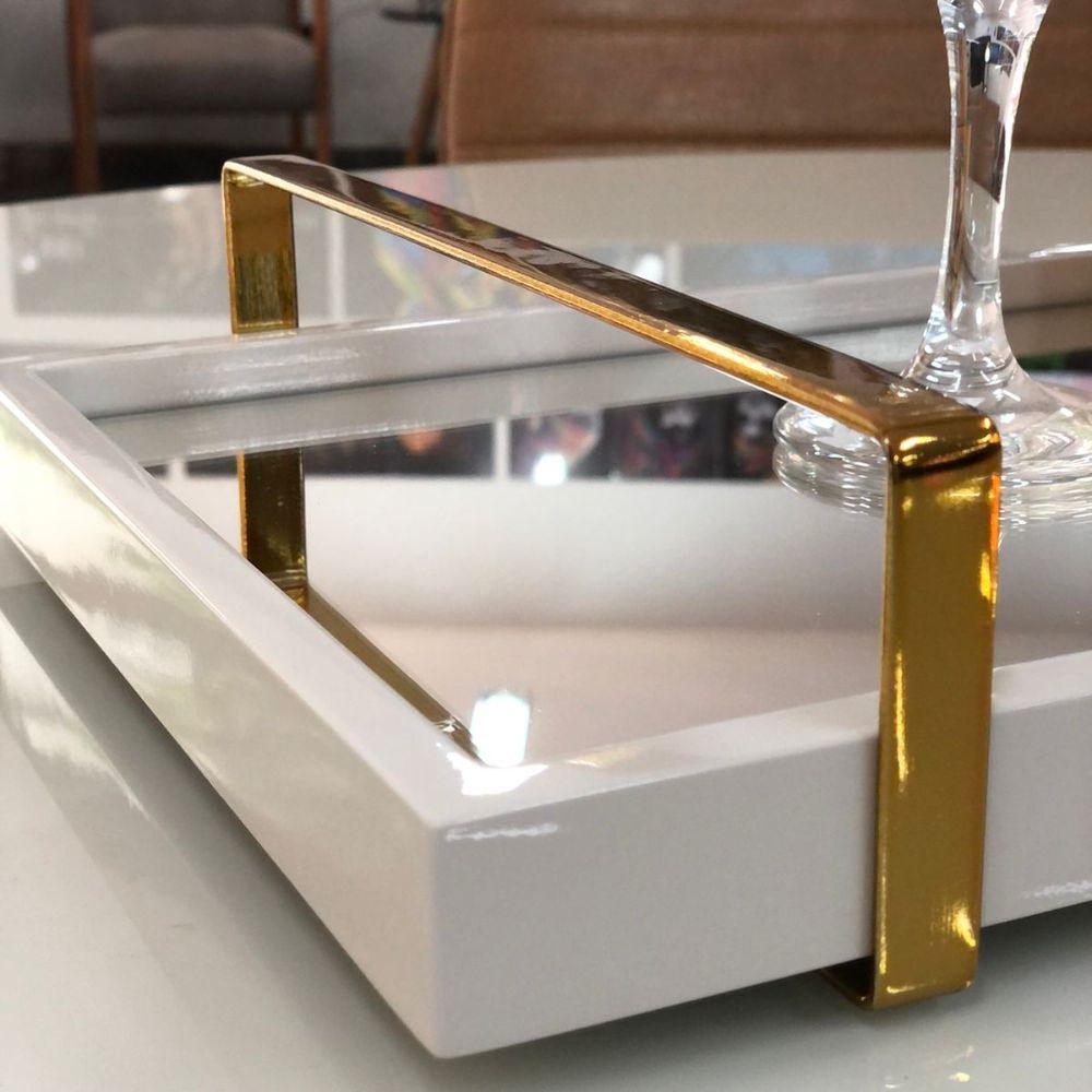 Bandeja Espelhada MDF Laqueado Off White com Alça em Metal Dourado