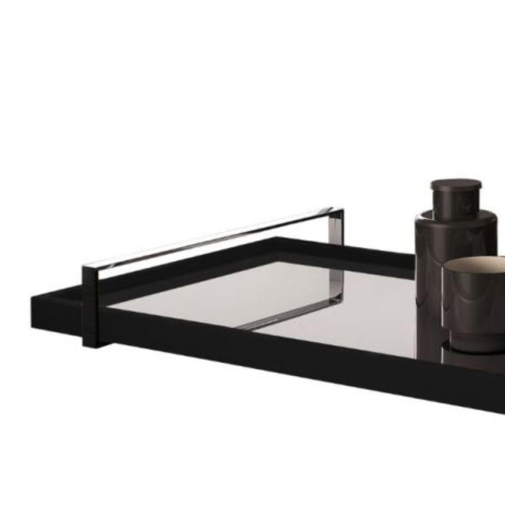 Bandeja Espelhada MDF Laqueado Preto com Alça em Metal Cromado