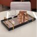 Bandeja Espelhada MDF Laqueado Preto com Alça em Metal Dourado