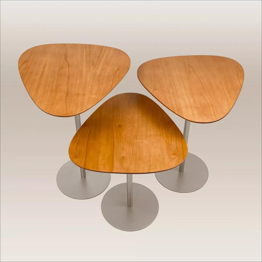 Conjunto 3 Mesas Lateral Orgânica UP Tampo Cinamono e Metal Champanhe
