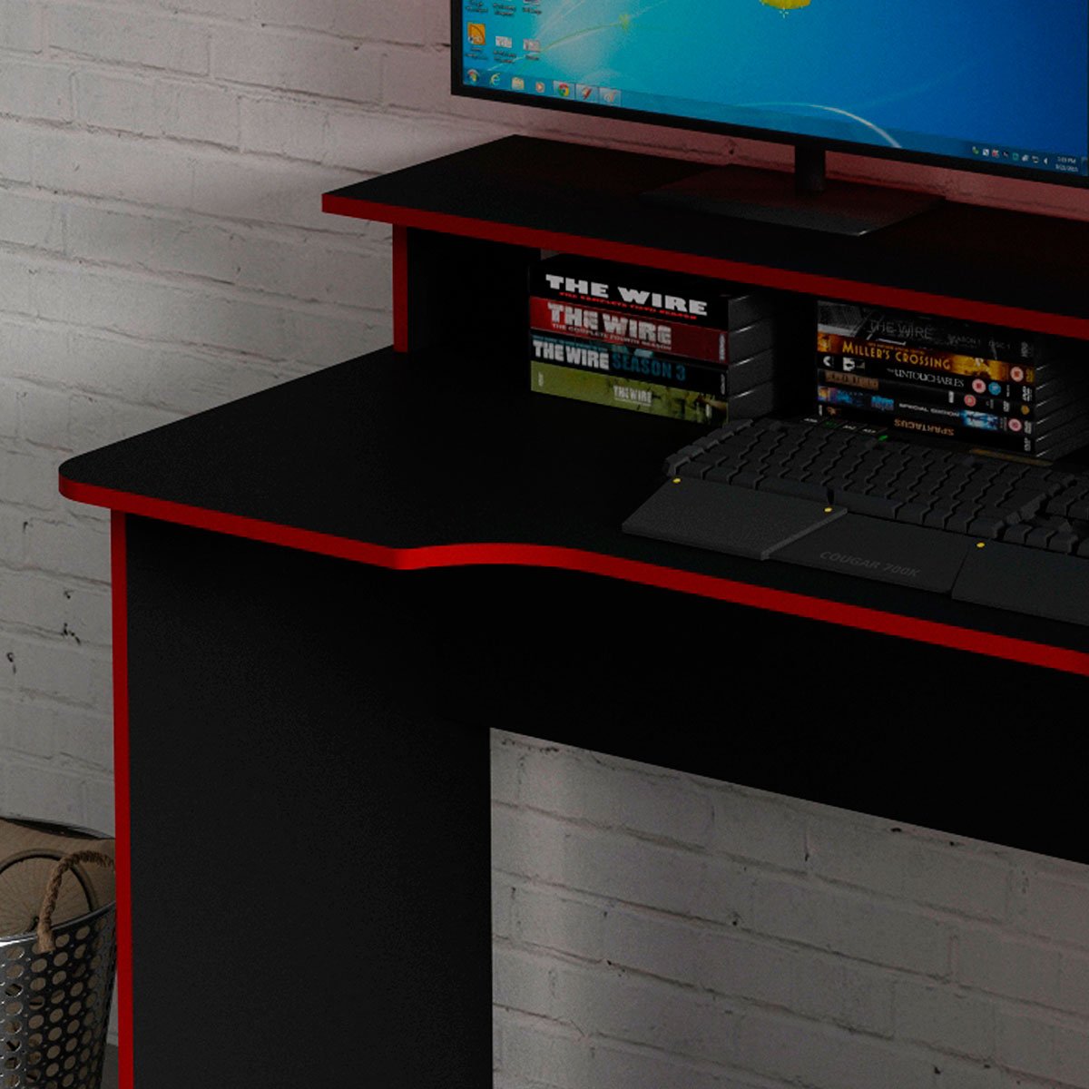Mesa para Computador Gamer Espaço para 2 Monitores e CPU Preto/Vermelho