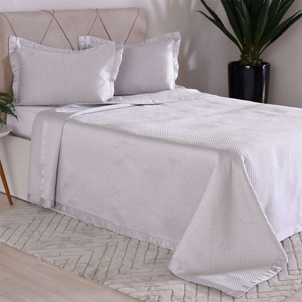 Kit Colcha Casal Satinatta Cetim Toque Pele de Pessego 220x240cm Níquel