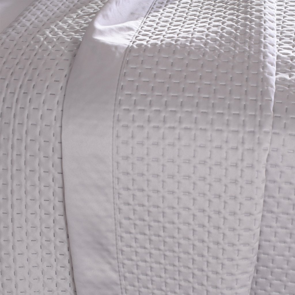 Kit Colcha Casal Satinatta Cetim Toque Pele de Pessego 220x240cm Níquel