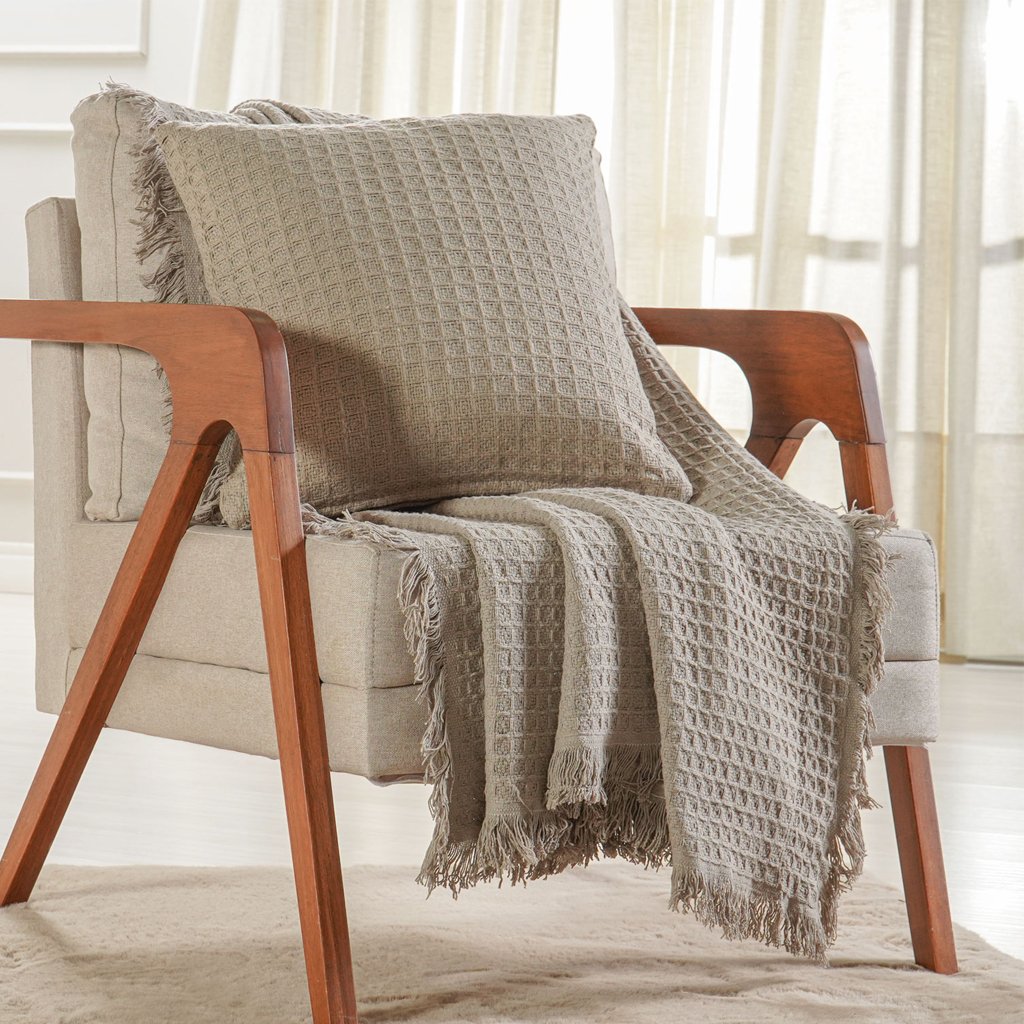 Kit Manta e 2 Capa de Almofada Decorativa para Sofá Waffle 100% Algodão 120x150cm Cashmere