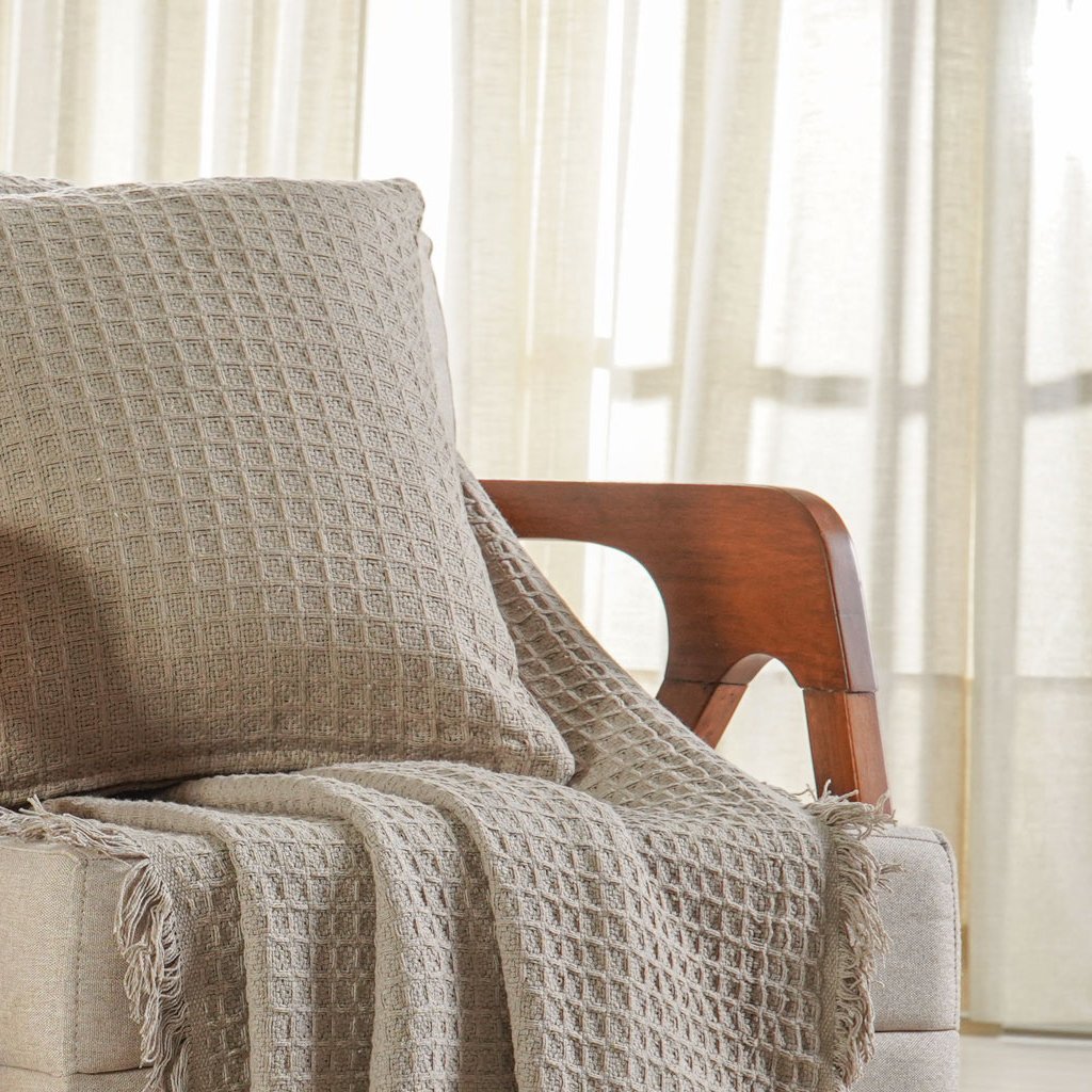Kit Manta e 2 Capa de Almofada Decorativa para Sofá Waffle 100% Algodão 120x150cm Cashmere