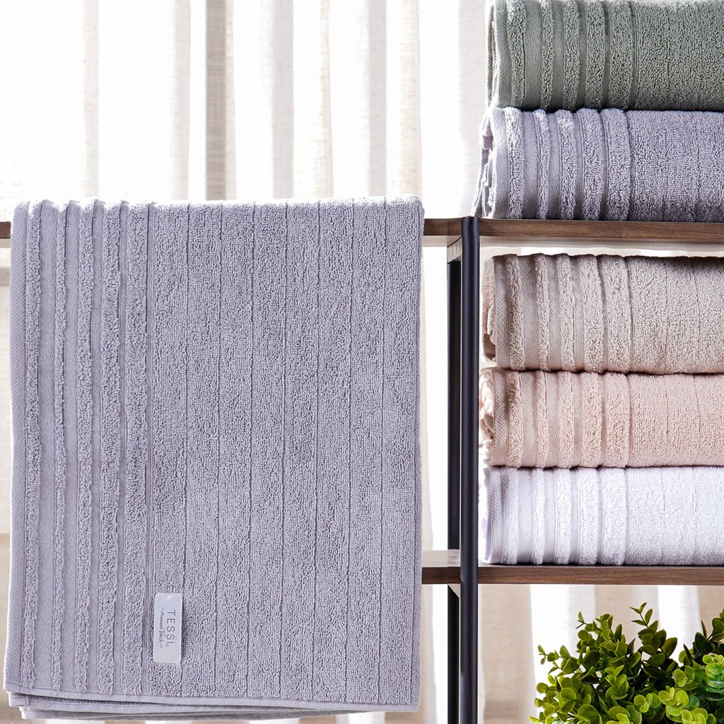 Toalha de Banho Glamour 100% Algodão 450g/m² 80x150cm Zinco